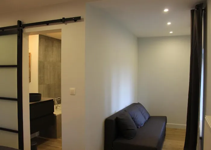 Le De Madeleine * דברדיסה